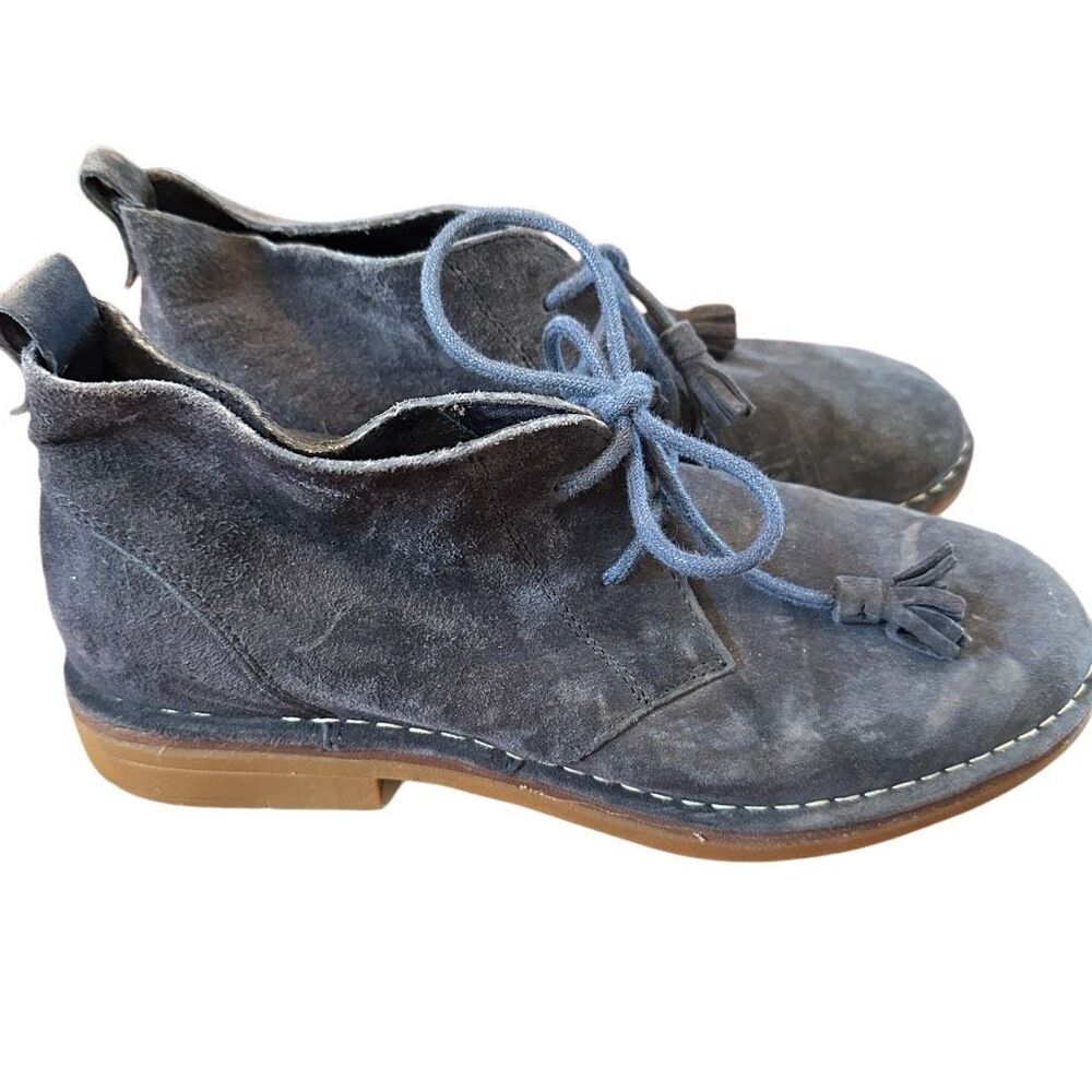 Hush Puppies cyra catelyn navy suede booties- size 8.5